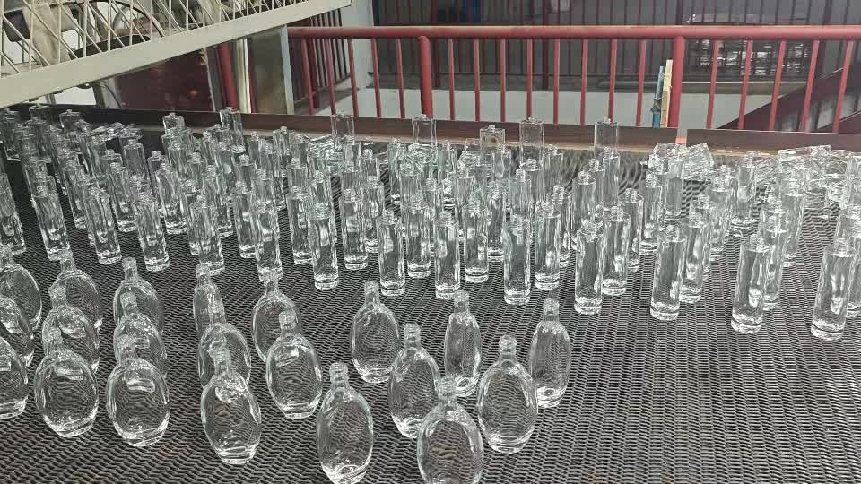 Glass production line overview